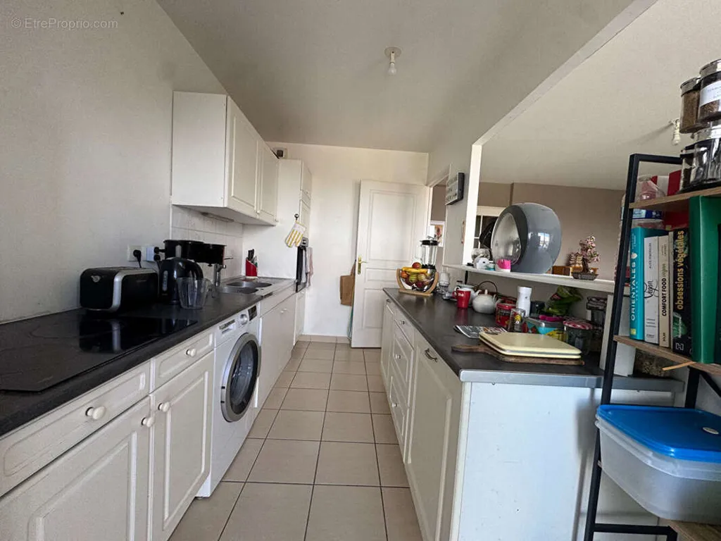 Cuisine - Appartement T3 avec Balcon à Ouistreham
