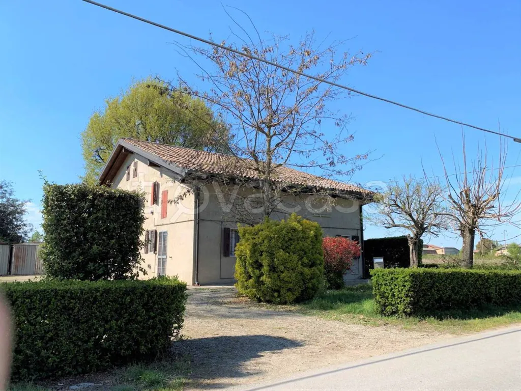 Välivaade - Large Villa with Garden in Renazzo, Cento