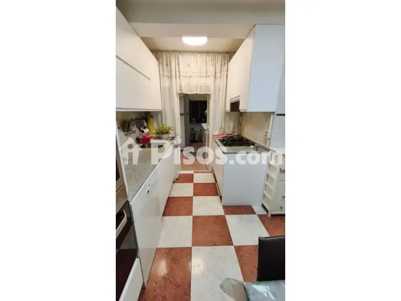 Cuisine - Semi-Basement Flat with Patio in Madrid