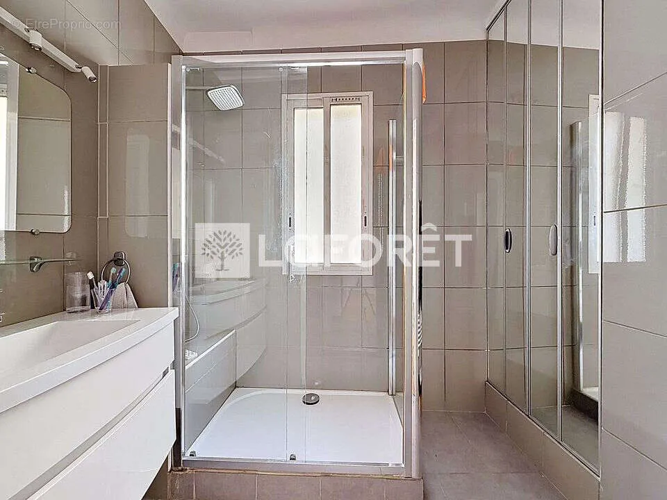 3-room apartment in Marseille-8e