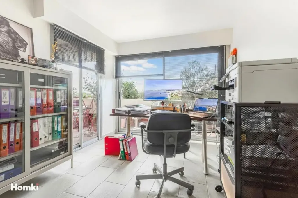 Kabinet - Renovated Apartment with Panoramic View in Nice