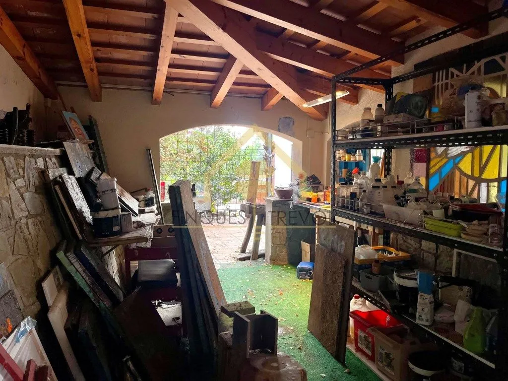 Utility Room - Luxury House with Pool in La Garriga