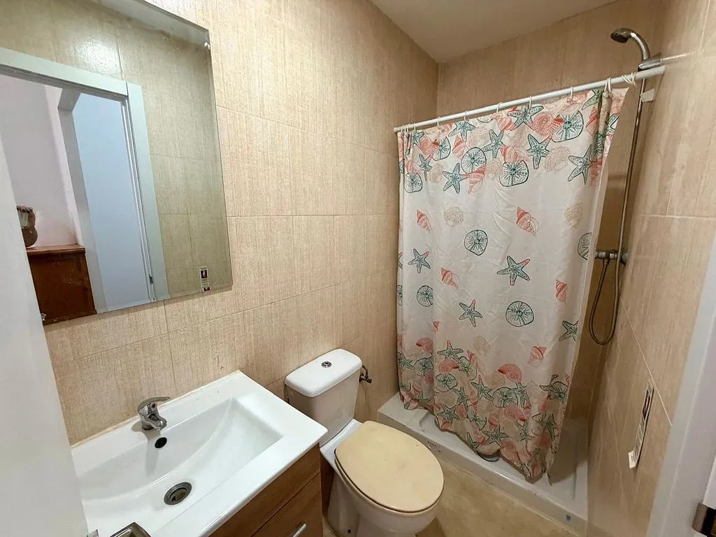 Vannitoad - 2-Bedroom Flat with Air Conditioning in Villaverde Alto