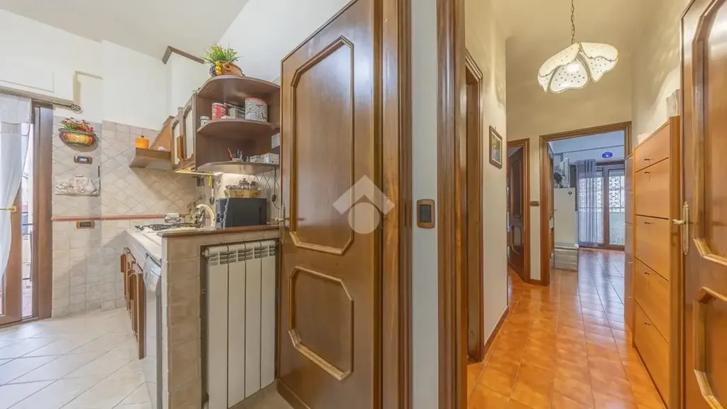 Cuisine - Apartment with Balconies in La Rustica, Rome
