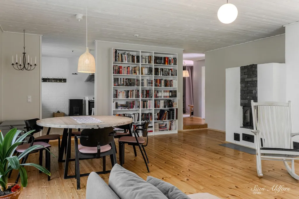 Séjour - Renovated Detached House with Sauna in Lohjan Immula