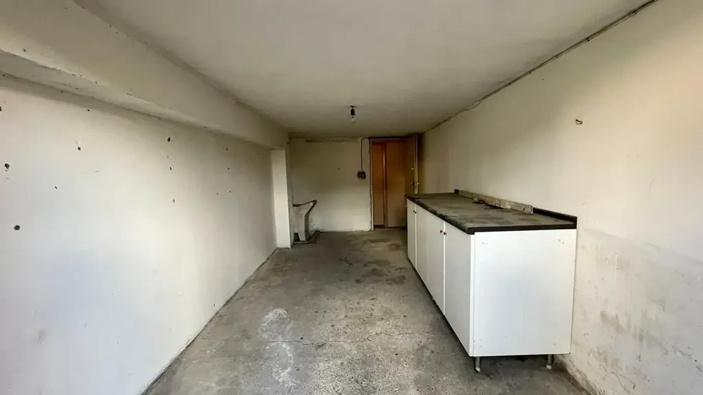Garaaž - Apartment on Multiple Levels in Figline e Incisa Valdarno