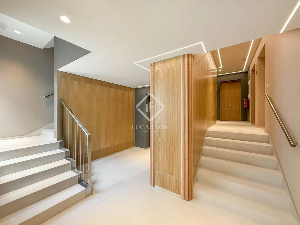 Pièces - Luxury Apartment with Pool in Barcelona