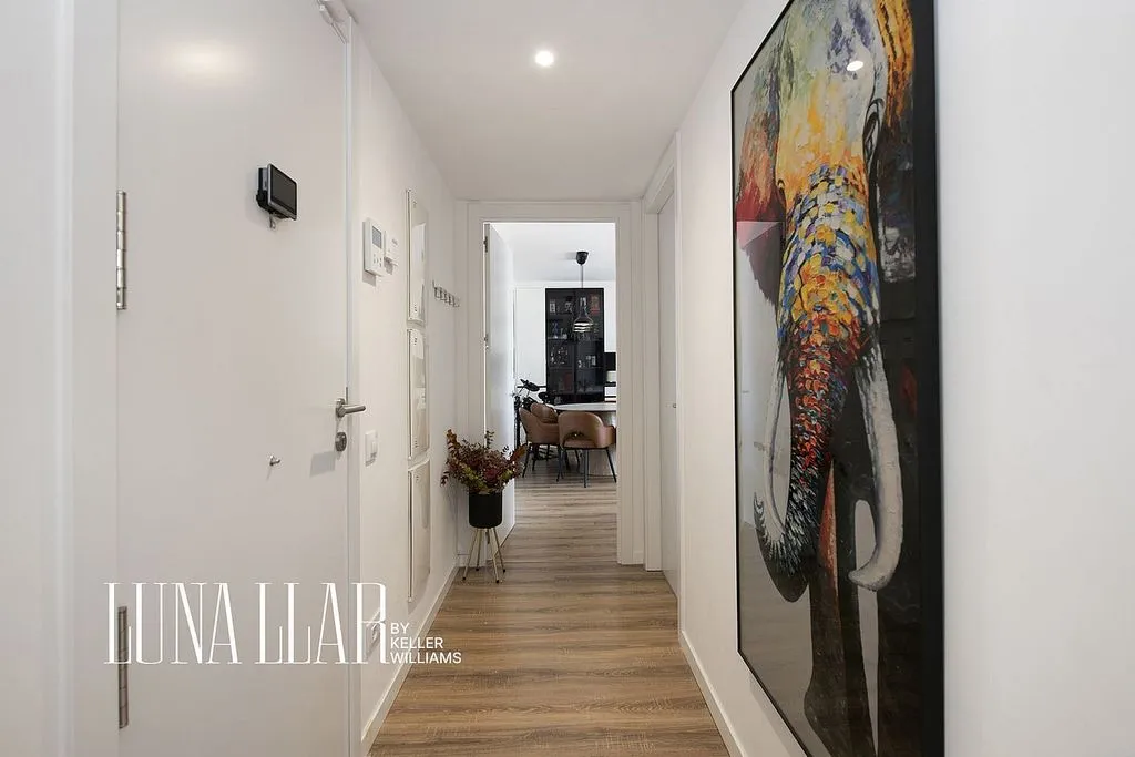 Ingresso - Modern Flat with Pool in Cornellà de Llobregat