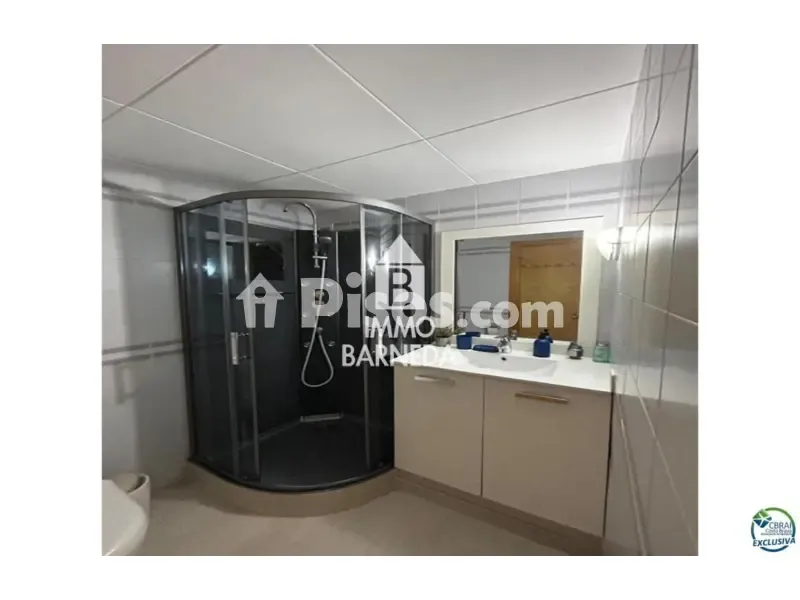 Salles de bain - Bright Studio with Sea View in Empuriabrava