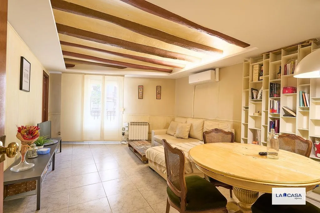 Salle à manger - Apartment with Terrace in Creu Coberta