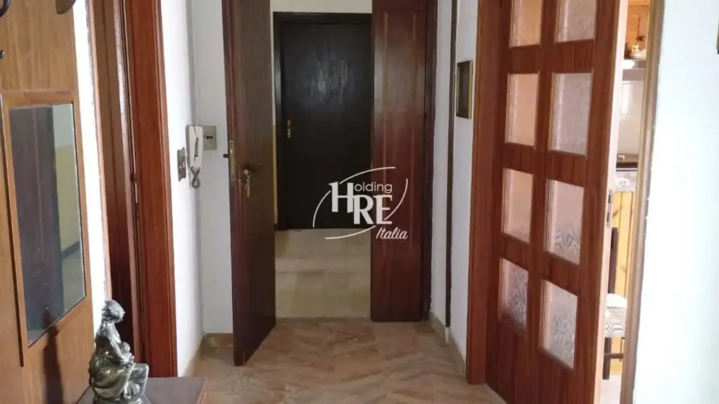 Entrée - Three-Level Villa with Courtyard in Bonifati