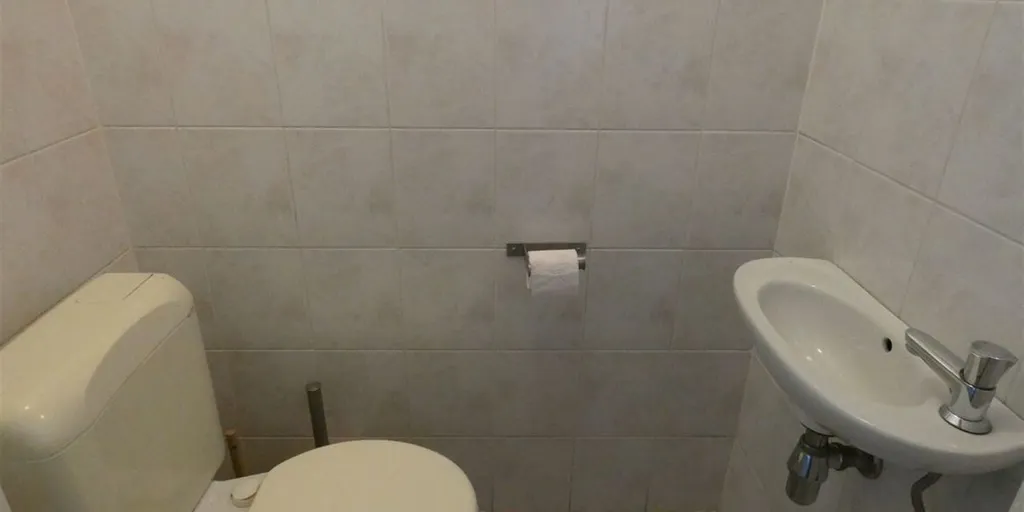 Bagni - Apartment with Private Parking in Herentals
