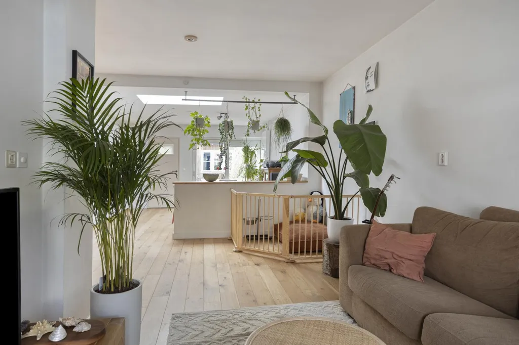 Living Room - Characterful Semi-detached House with Garden in Tilburg