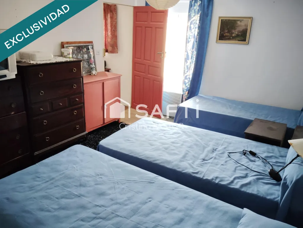 Chambres - Two-Storey House with Patio in Gordoncillo
