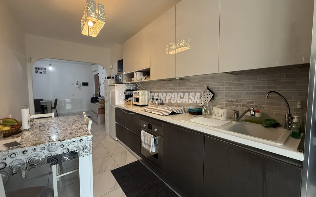 Kitchen - Apartment with Balcony in Busto Garolfo
