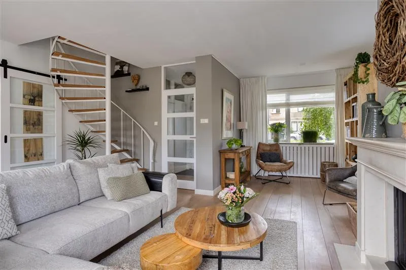 Maison 8 pièces à Breda