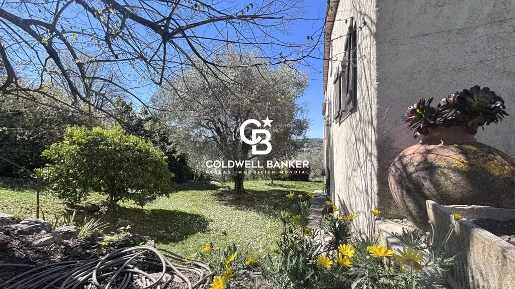 Jardin - Propriété de Luxe avec Potentiel de Développement à Saint-Paul-de-Vence