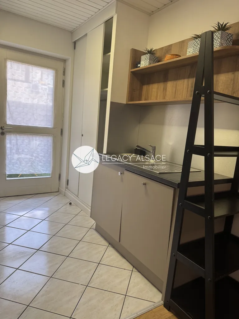 Cuisine - Appartement avec terrasse et entrée privée à Neudorf