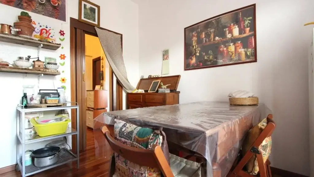 Salle à manger - Rustic-Style Apartment with Balcony in Verona