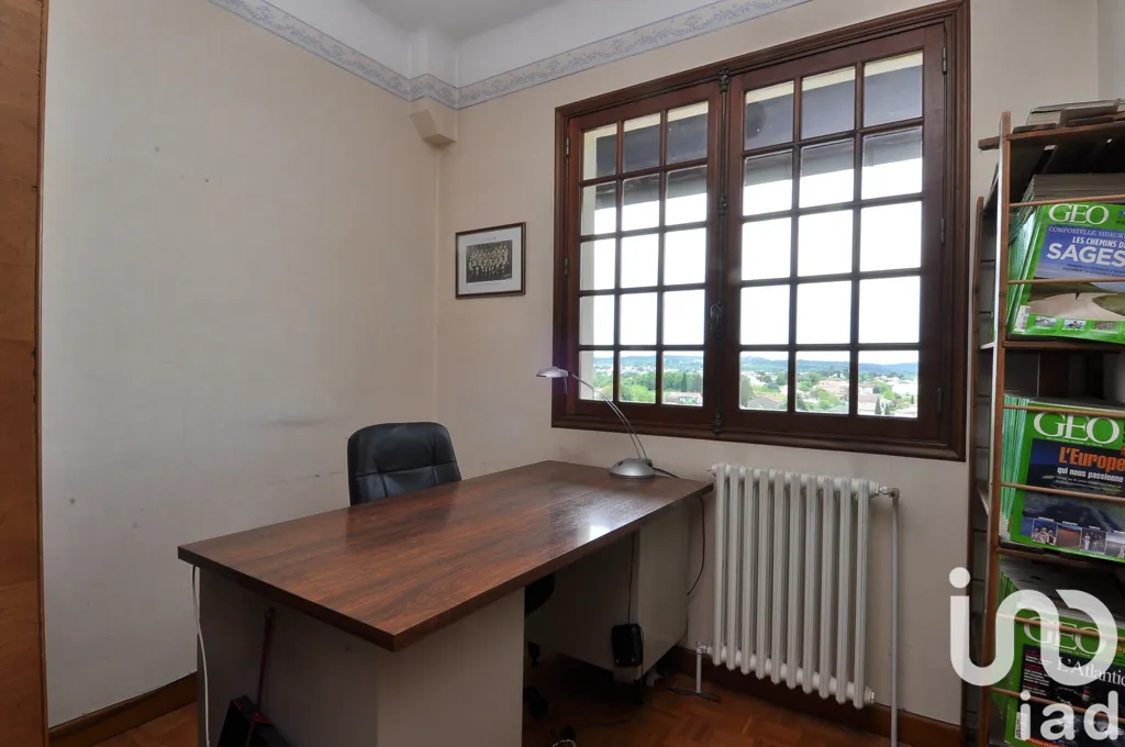 Bureau - Maison traditionnelle avec vue panoramique et piscine à Alès