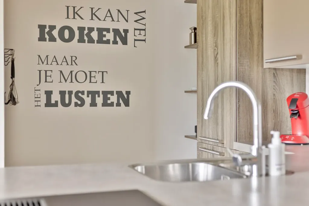 Cuisine - Villa with Garden in Vogelwaarde