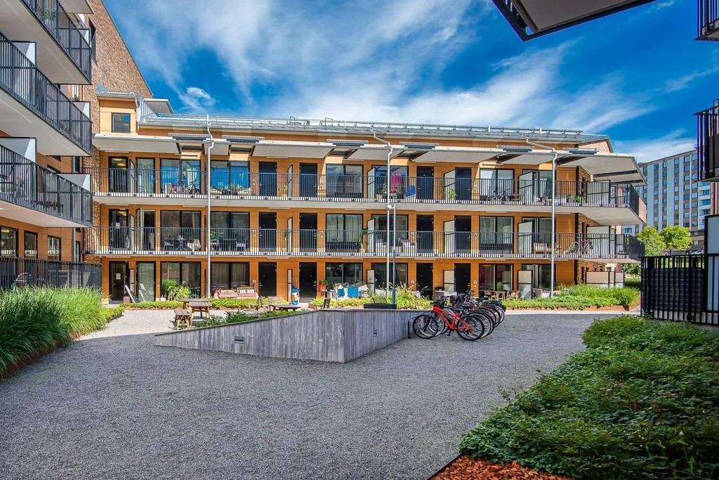 Jardin - Modern Flat with Balcony in Järfälla