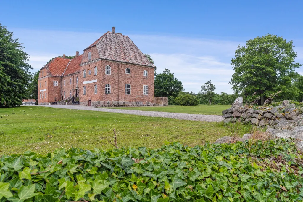 Extérieur - Medieval Manor with Forest View in Djursland