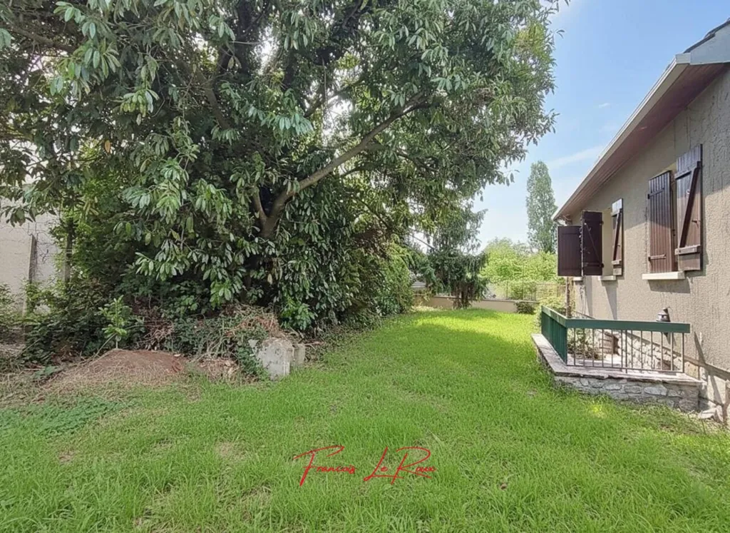 Jardin - Maison à Rénover avec Terrasse à Limay