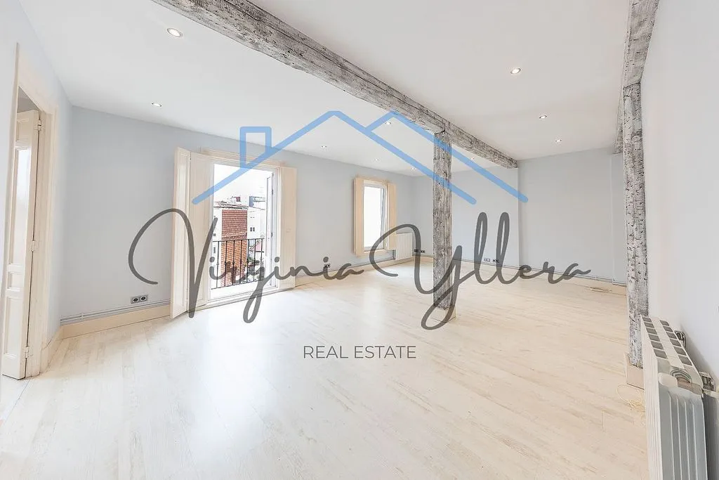 Soggiorno - Apartment with Balcony and Terrace in Santander