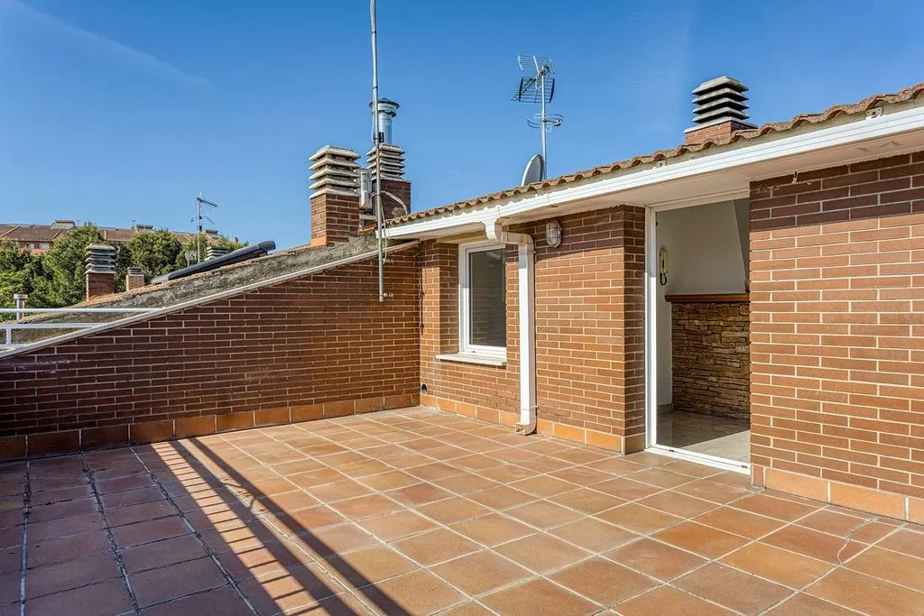 Terrace - Luxury Detached House with Terrace in Igualada