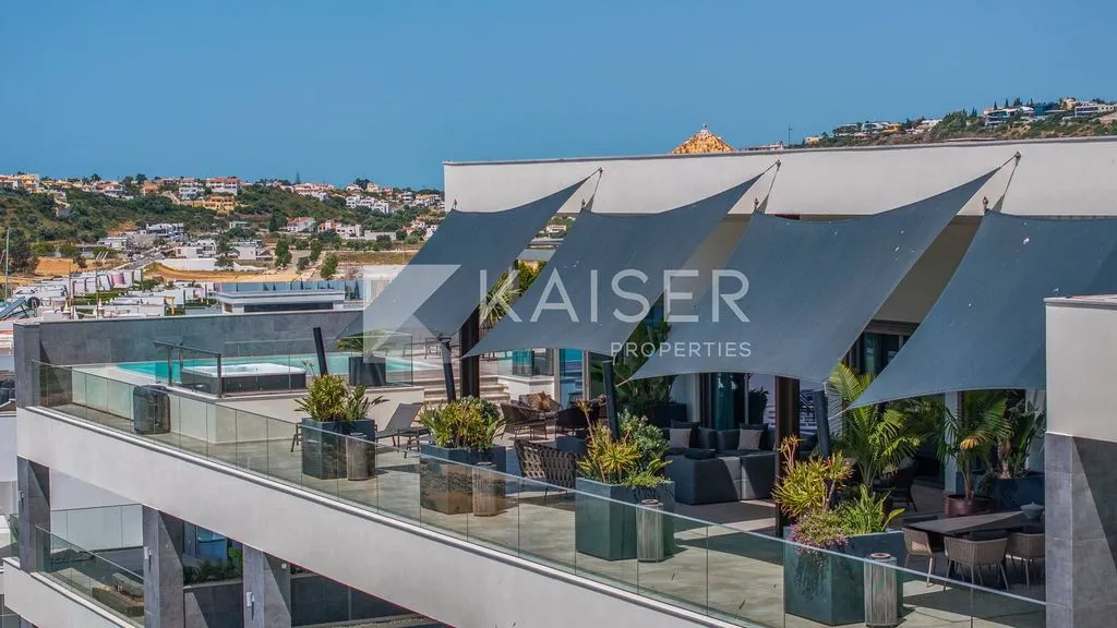 Piscine - Luxury Penthouse with Sea View in Albufeira