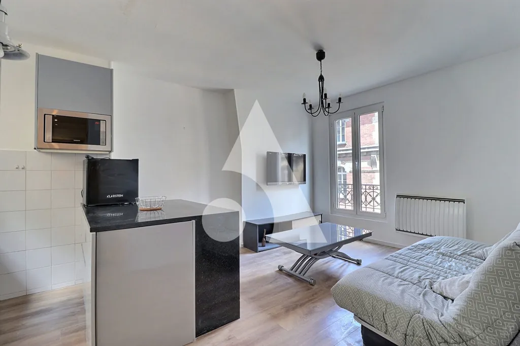 Séjour - Appartement 2 Pièces avec Jardin des Batignolles à Paris