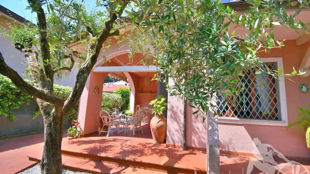 Terrasse - Luxury Villa with Courtyard in Forte dei Marmi