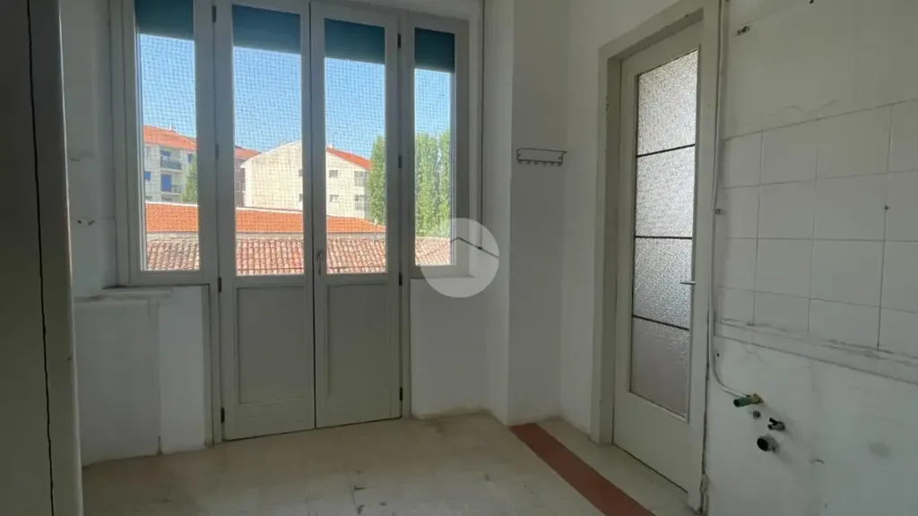 Stanze - Triplex with Balcony in Asti's Historic Centre