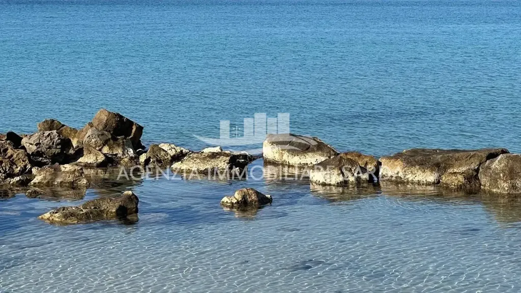 Villa with Seafront Potential in Alghero