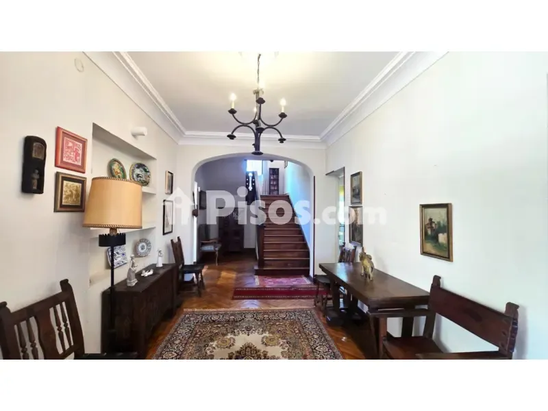 Hallway - Señorial House with Private Garden in Torrelavega