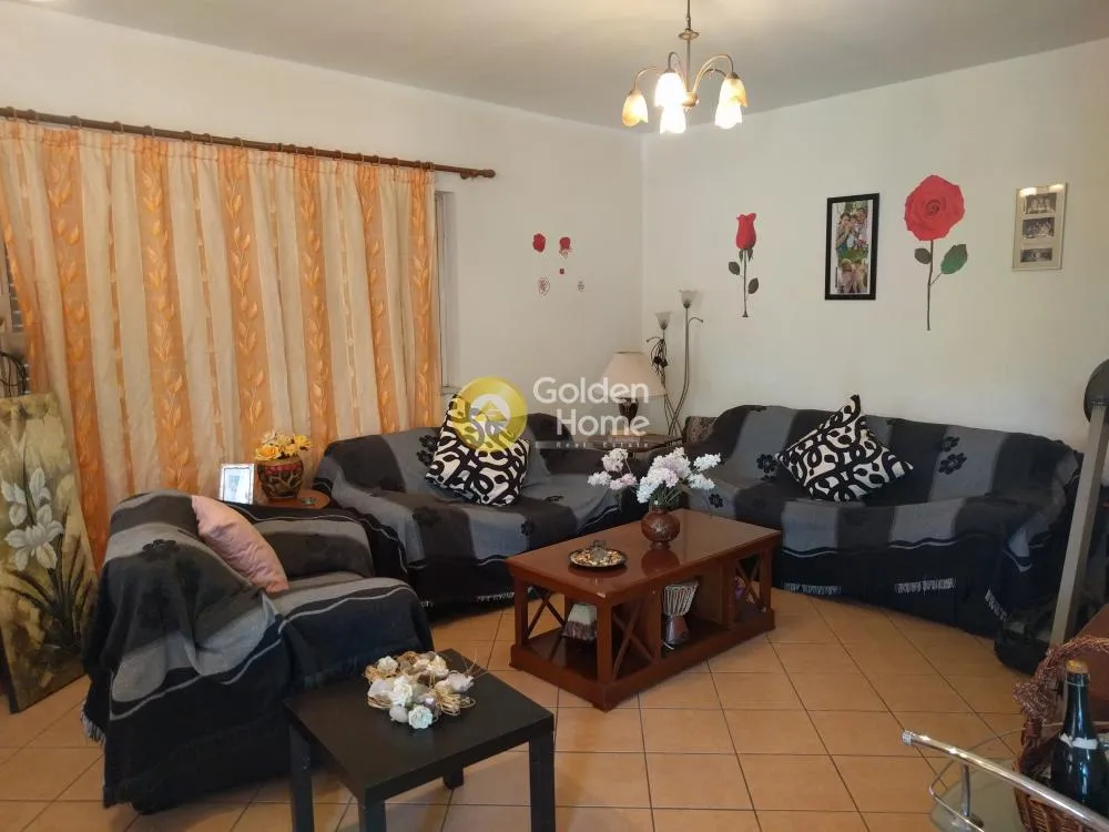 3-room house in GR