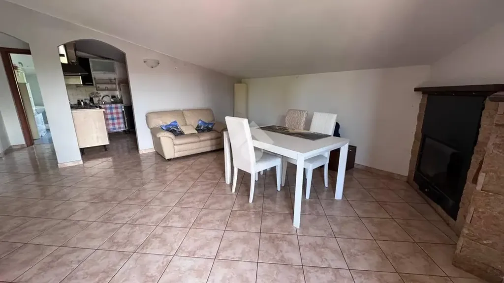 Salle à manger - Villa with Garden in Trevignano Romano