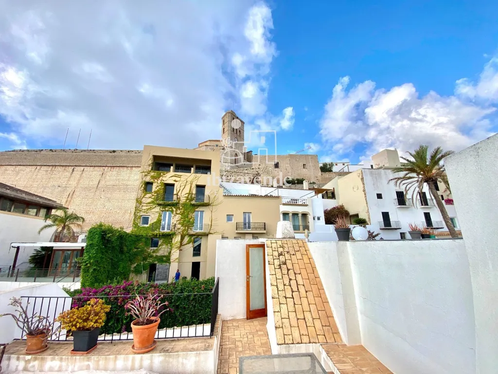 Terrass - Penthouse with Sea Views in Dalt Vila