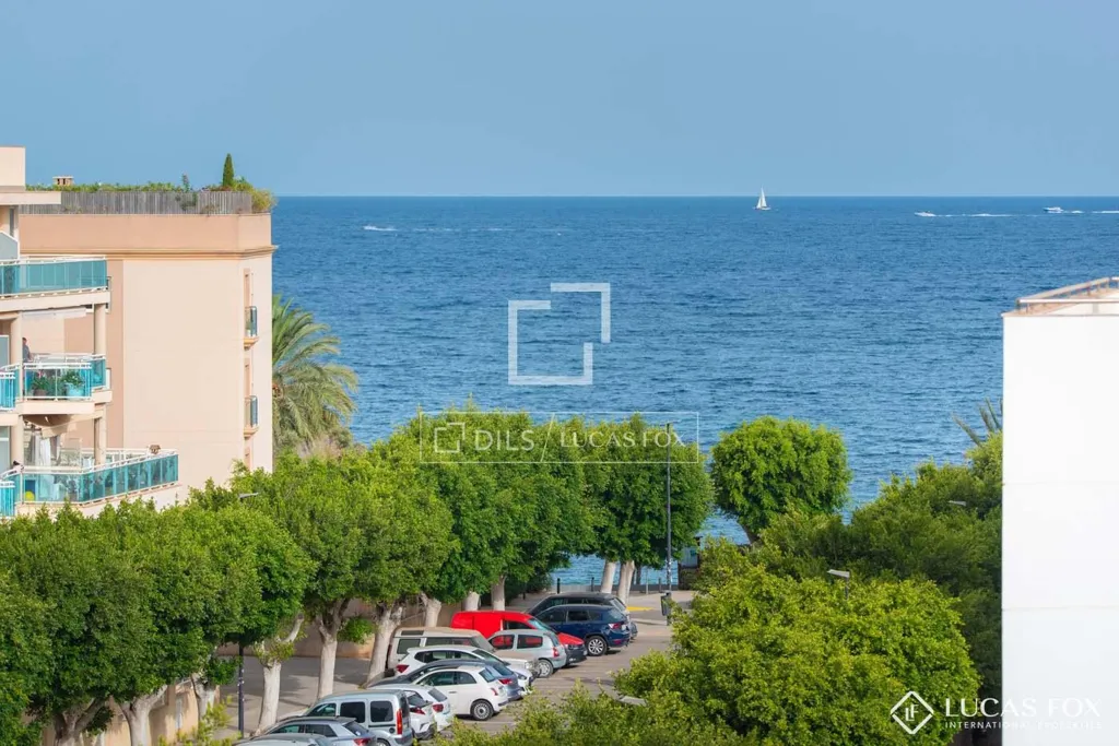 Rõdu - New Build Apartment with Pool in Ibiza