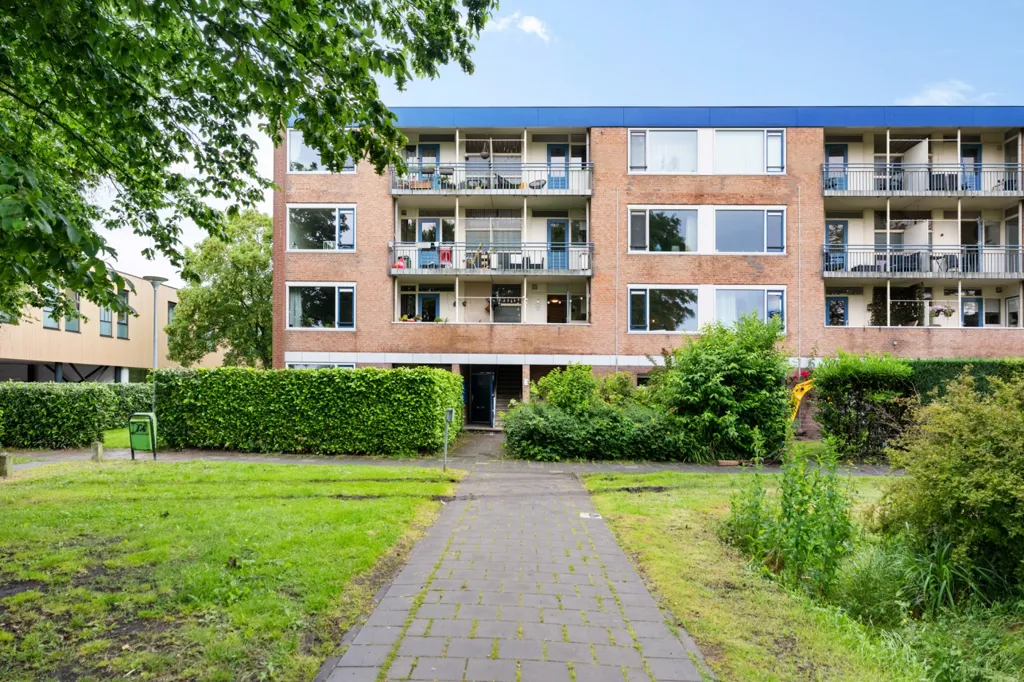 Exterior - 3-Bedroom Apartment with Balcony in Assen