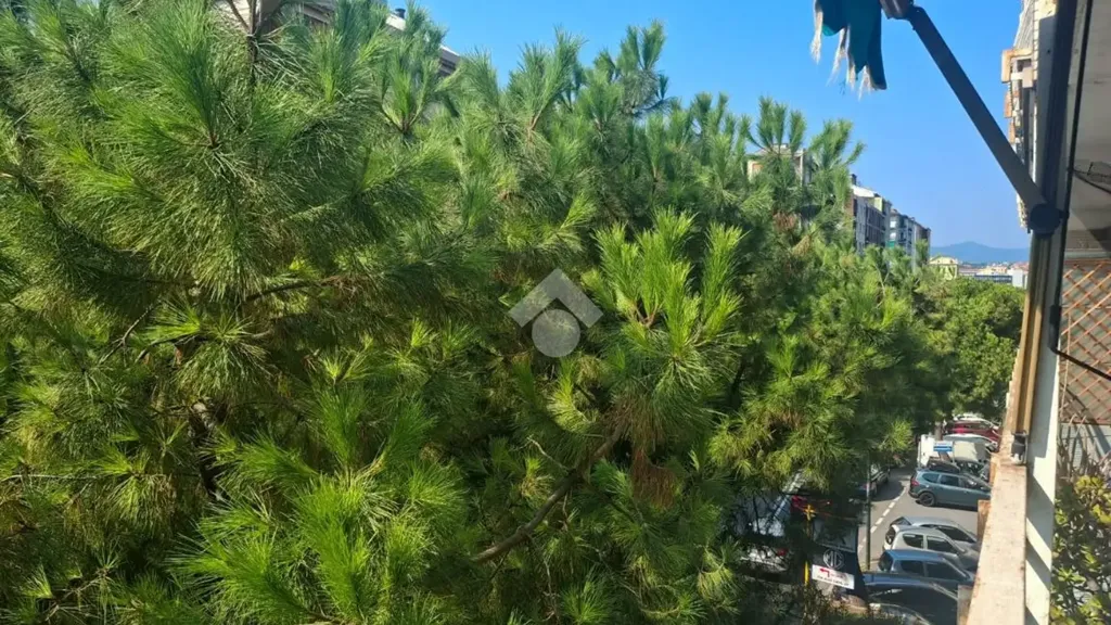 Balcon - Apartment with Balcony in Savona