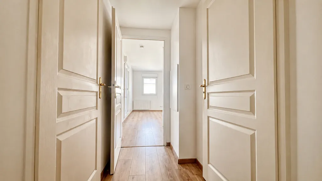 Ingresso - Bright 2-Bedroom Apartment with Balcony in Chartres