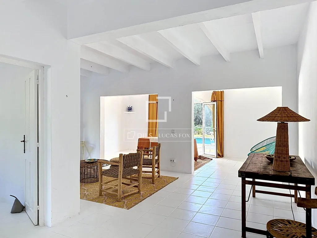 Séjour - 7-Bedroom Villa with Pool in Es Castell