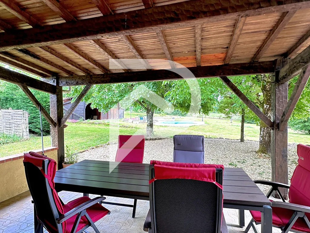 Terrass - Traditional House with Pool in Bourgnac