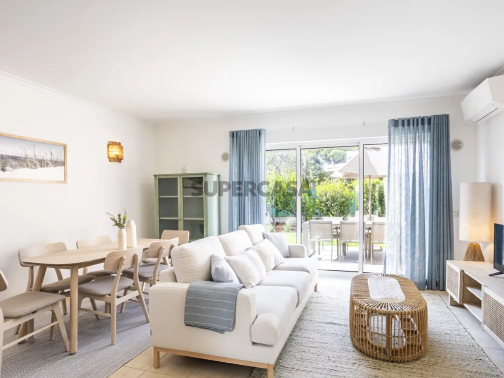 Séjour - Duplex T2 with Private Garden in Lagoa