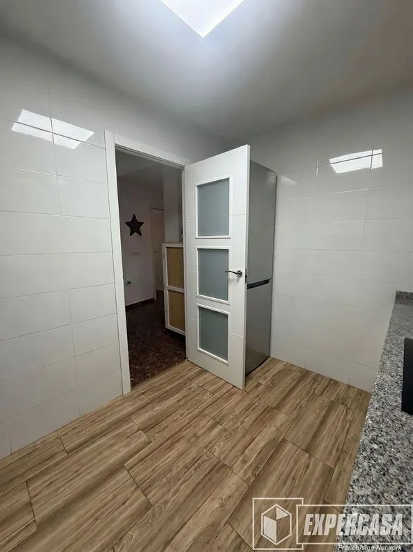 Cuisine - Apartment with Garage in Benaguasil