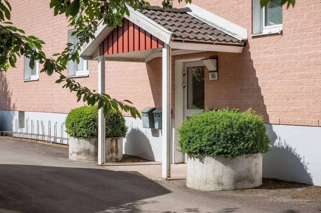 Extérieur - Bright 2-Bedroom Flat with Balcony in Tidaholm