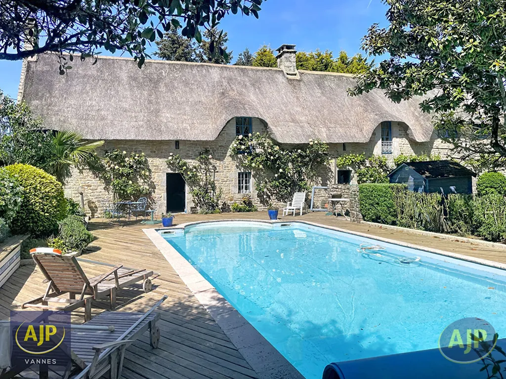 Piscine - Longère en Pierre avec Piscine près de Vannes