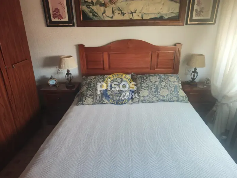 Bedrooms - 3-bedroom house in ES